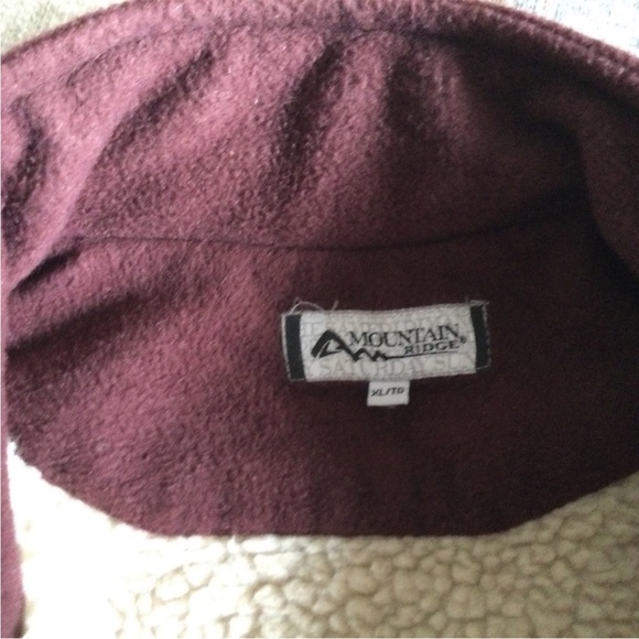 Fleece Wolf Jacket - Picture 3 of 4